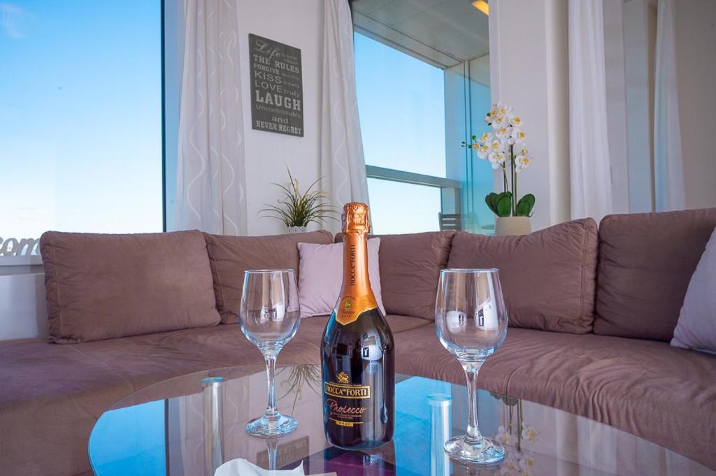 Апартаменти Panoramaview/31Thfloor!/Luxury/Wifi/Parking Братислава Екстер'єр фото